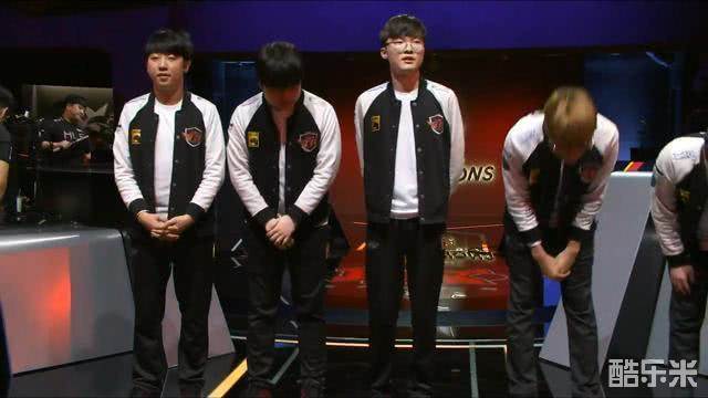 球队或亚洲 球队或亚洲